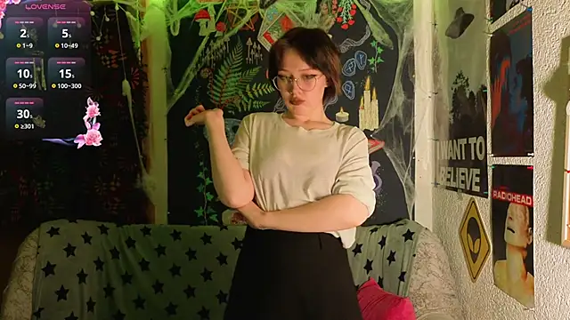 Snapshot of ReincarnatedAngel chatting on November 28, 9:50 pm ReincarnatedAngel online show from November 28, 9:50 pm