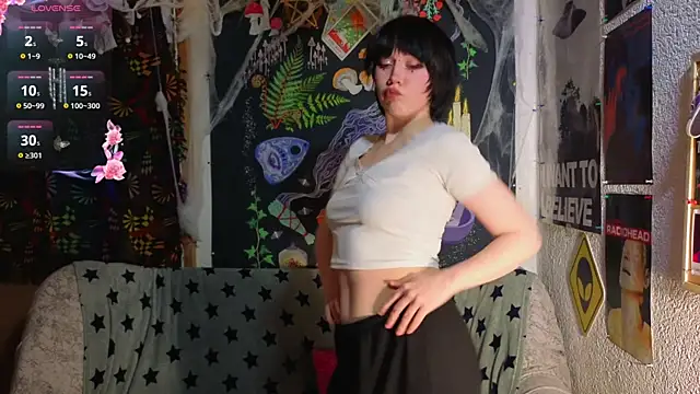 Snapshot of ReincarnatedAngel chatting on December 17, 8:37 pm ReincarnatedAngel online show from December 17, 8:37 pm