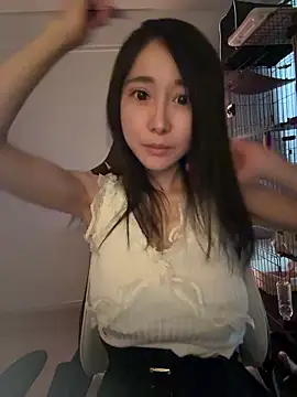 ericiii online show from March 17, 5:11 am