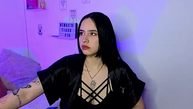 Emily Lindey online show from March 10, 5:56 am