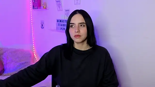 Emily Lindey online show from March 13, 5:03 am