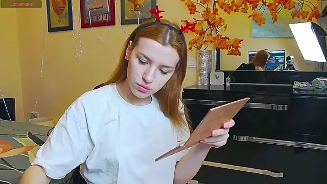 MeganNewCat online show from December 19, 8:16 pm