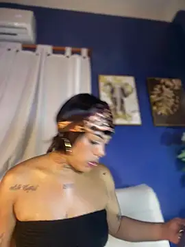 NovaFoxx online show from April 30, 2:45 pm