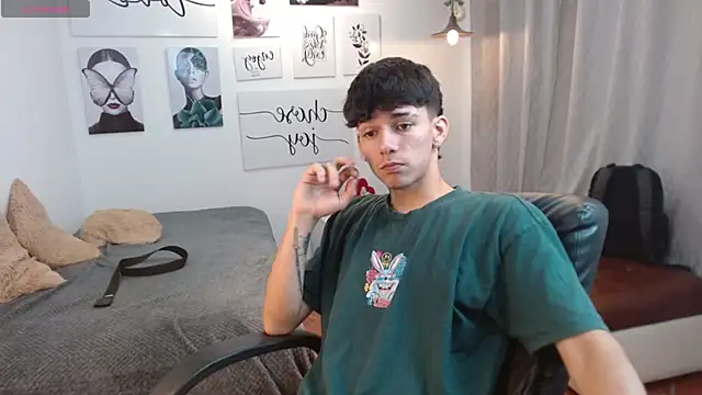 AmethystShadow17 online show from November 4, 3:55 pm