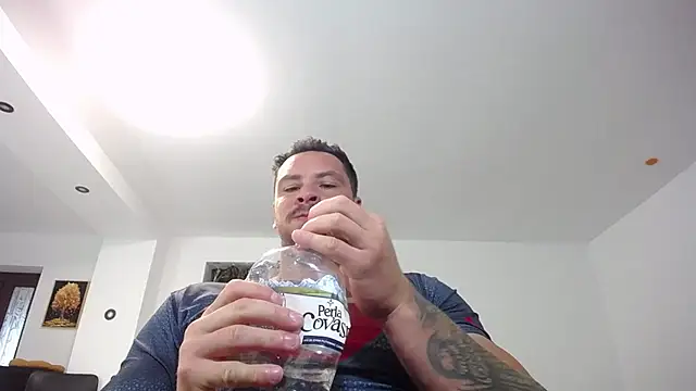 Snapshot of MasterAj69_ chatting on May 30, 4:15 pm MasterAj69 online show from May 30, 4:15 pm