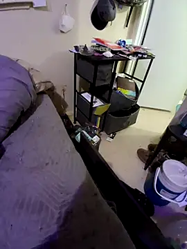 Snapshot of whateveruwanthowever chatting on October 27, 1:09 am whateveruwanthowever online show from October 27, 1:09 am