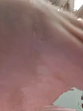 Snapshot of whateveruwanthowever chatting on November 11, 6:57 am whateveruwanthowever online show from November 11, 6:57 am