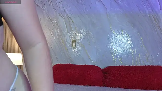 Lexie Rossee online show from February 17, 9:32 pm