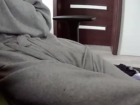 Snapshot of Batboy94 chatting on October 23, 12:04 pm Batboy94 online show from October 23, 12:04 pm