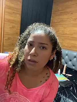 Yvonny27 online show from January 19, 11:58 am