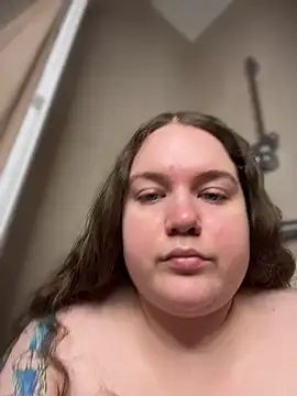 SummerTina online show from March 15, 9:41 am