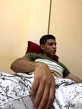 Snapshot of Michael_black01 chatting on November 9, 2:21 am Michael black01 online show from November 9, 2:21 am