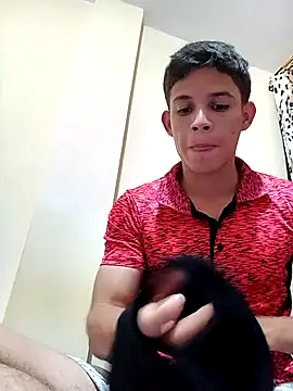 Snapshot of Michael_black01 chatting on December 19, 3:35 am Michael black01 online show from December 19, 3:35 am