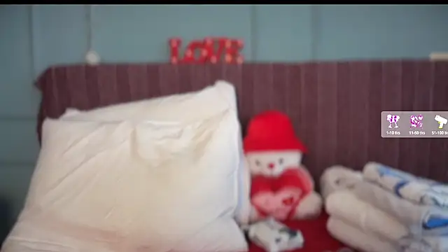 Snapshot of _Nefertiti chatting on February 25, 10:25 am Nefertiti online show from February 25, 10:25 am