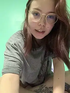 Snapshot of KittyK_at chatting on October 21, 6:19 pm KittyK at online show from October 21, 6:19 pm