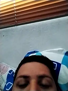 Snapshot of Eduar0015 chatting on November 4, 7:46 pm Eduar0015 online show from November 4, 7:46 pm