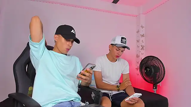 Axel Cody  online show from November 17, 7:19 pm