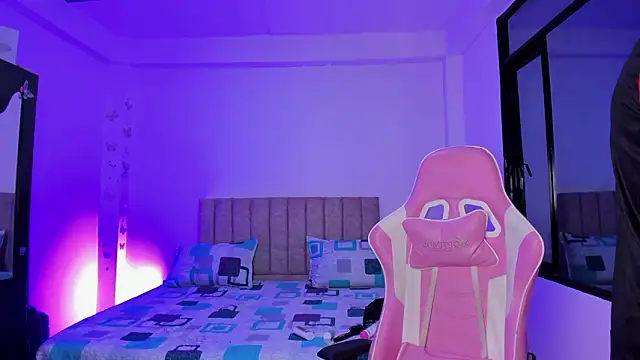 Axel Cody  online show from March 6, 11:28 am