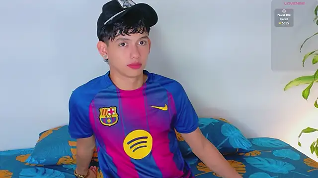Snapshot of Axel_Cody_ chatting on June 19, 1:21 am Axel Cody online show from June 19, 1:21 am