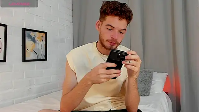 MATEO HUNTER online show from December 21, 7:15 am