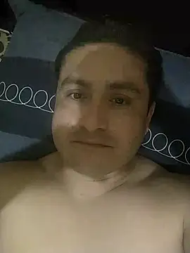 Snapshot of checheludo23 chatting on October 16, 5:19 am checheludo23 online show from October 16, 5:19 am