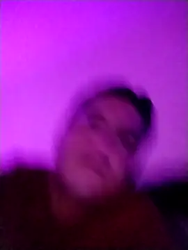 Snapshot of checheludo23 chatting on February 6, 8:07 am checheludo23 online show from February 6, 8:07 am