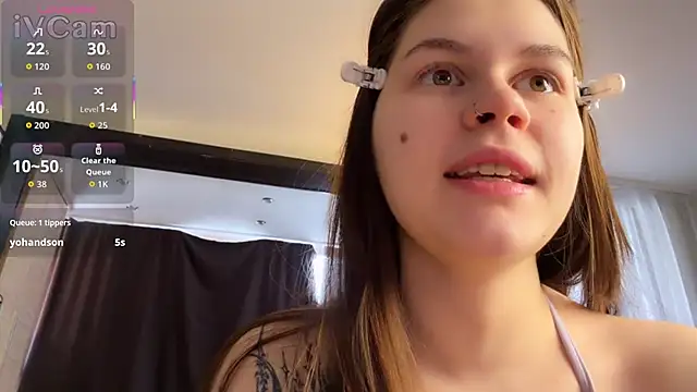 HeatherNextDoor online show from February 27, 8:25 am