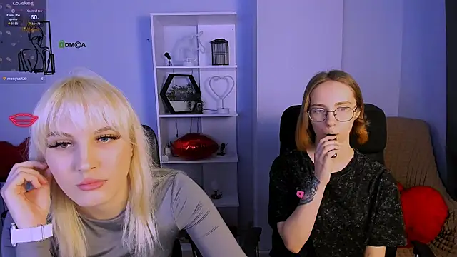 Snapshot of evalora_vei chatting on November 23, 8:19 pm evalora vei online show from November 23, 8:19 pm