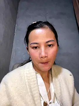 Miss-World00 online show from December 22, 3:47 am