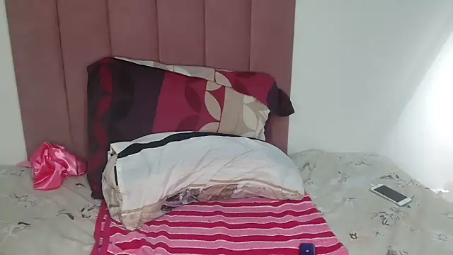 Bubbles156 online show from December 19, 7:21 pm