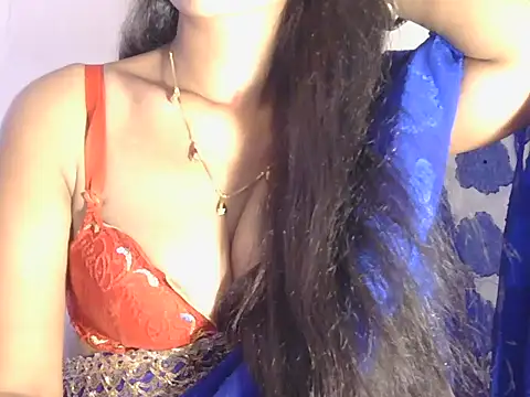 Snapshot of strip_ranii chatting on July 3, 3:46 am strip ranii online show from July 3, 3:46 am