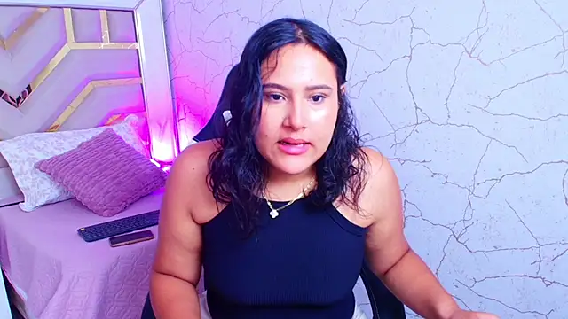 Snapshot of luna_jonezz chatting on November 4, 11:20 am luna jonezz online show from November 4, 11:20 am