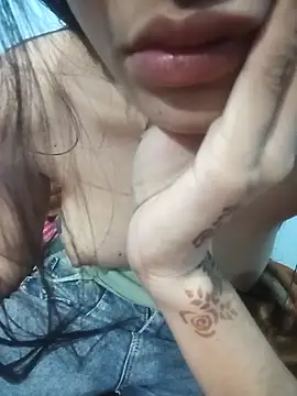 strip queennn online show from December 16, 5:51 pm