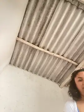 Snapshot of Techi0525 chatting on November 10, 7:24 pm Techi0525 online show from November 10, 7:24 pm