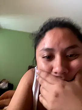 Snapshot of Techi0525 chatting on November 27, 7:16 pm Techi0525 online show from November 27, 7:16 pm