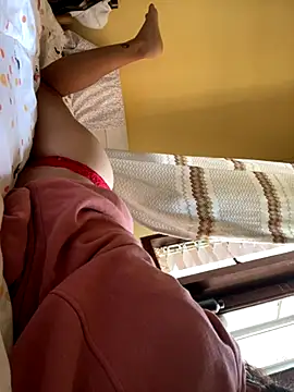 Snapshot of Techi0525 chatting on November 28, 4:31 pm Techi0525 online show from November 28, 4:31 pm