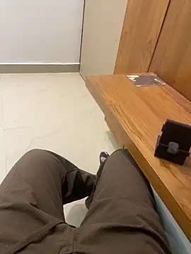 Notme 09 online show from November 13, 2:49 pm