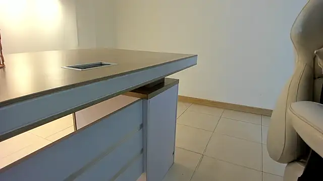 AnnieAndLeandro online show from January 8, 8:11 pm