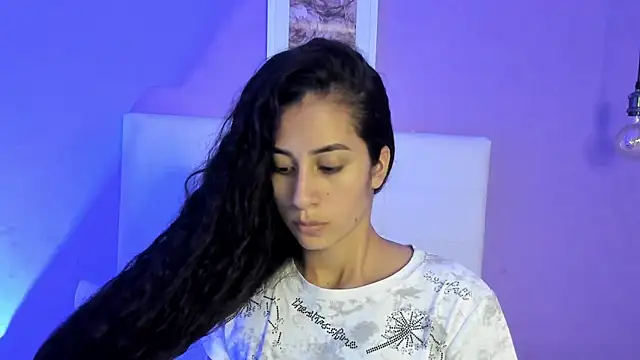 fernanda317 online show from July 3, 5:30 pm