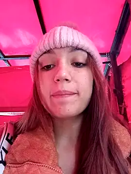 Snapshot of Arianaa_Toro chatting on October 29, 12:40 pm Arianaa Toro online show from October 29, 12:40 pm