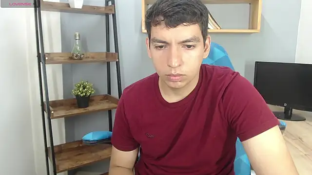 Axel Stones  online show from October 16, 2:29 pm