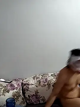 Snapshot of Alevsiz1 chatting on November 23, 11:32 am Alevsiz1 online show from November 23, 11:32 am