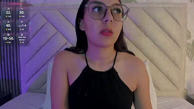 Snapshot of Lexy-Sweet1 chatting on November 16, 4:40 am Lexy-Sweet1 online show from November 16, 4:40 am