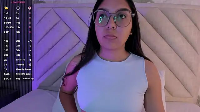 Snapshot of Lexy-Sweet1 chatting on November 26, 4:35 am Lexy-Sweet1 online show from November 26, 4:35 am