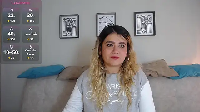 Sweet Bella Valery online show from February 9, 10:36 pm