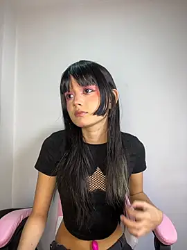 Snapshot of AnaisXoXo chatting on November 30, 11:03 am AnaisXoXo online show from November 30, 11:03 am