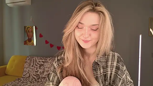 BellaSink online show from March 11, 5:35 am