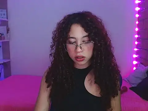 Medussa3033 online show from December 23, 1:36 am