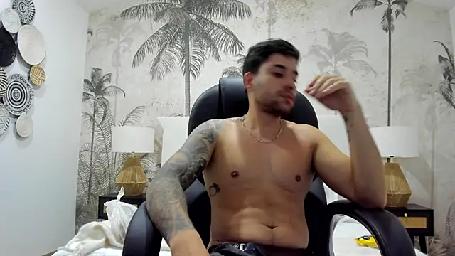 Mike montoya01 online show from October 15, 5:07 am