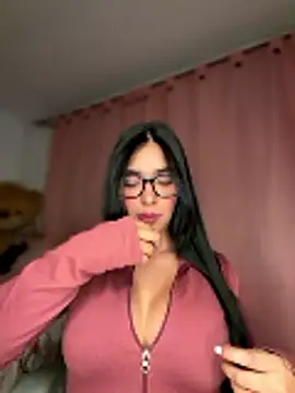 MiaSofia   online show from May 24, 4:39 am